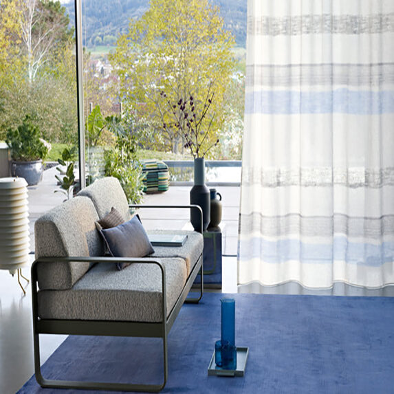 בד ז'קארד מעוצב בהשראה נופית וטקסטורת ייחודית - דגם גובי בד ז'קארד מעוצב בהשראה נופית וטקסטורת ייחודית - דגם גובי