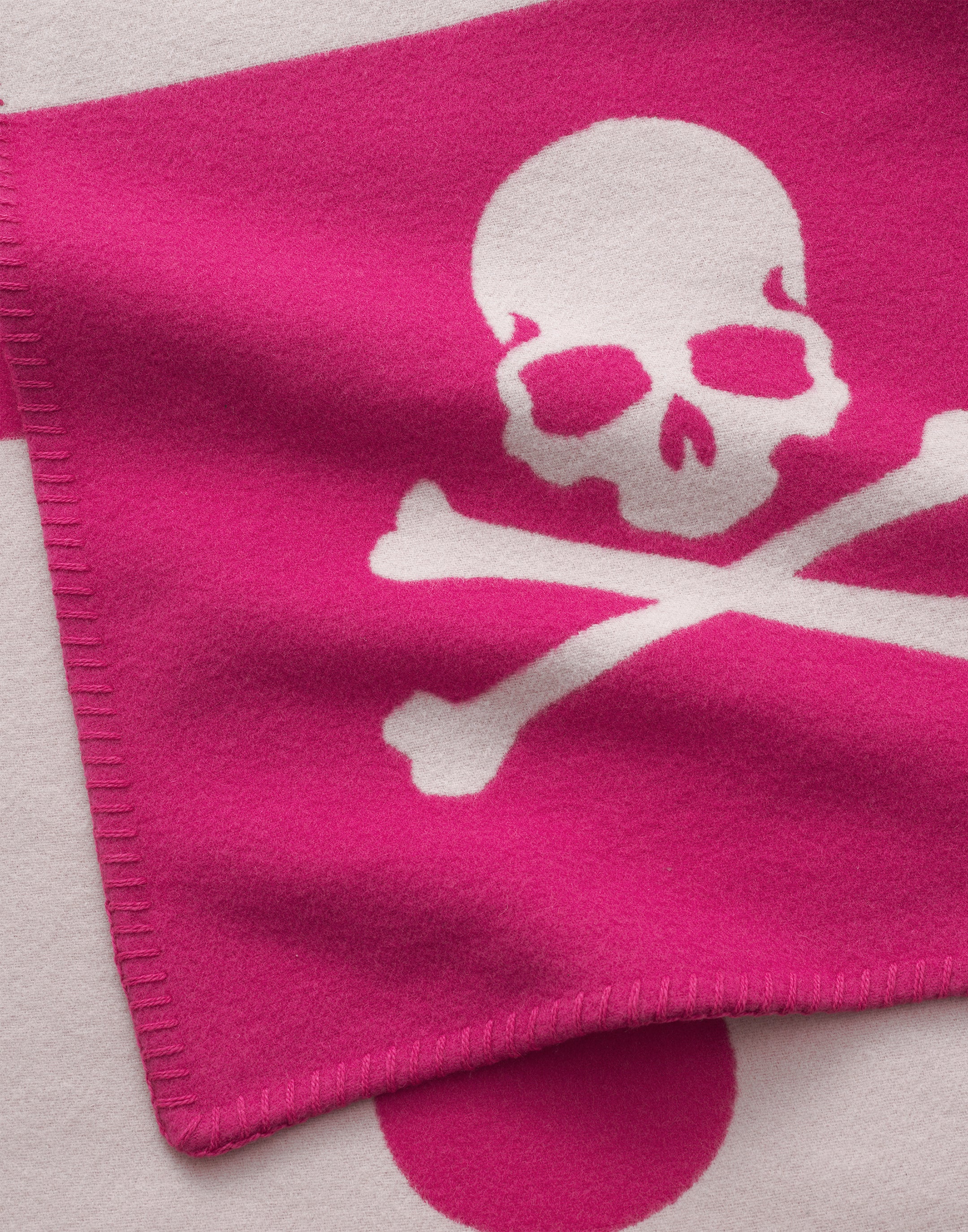 שמיכת קשמיר גולגולת ורוד