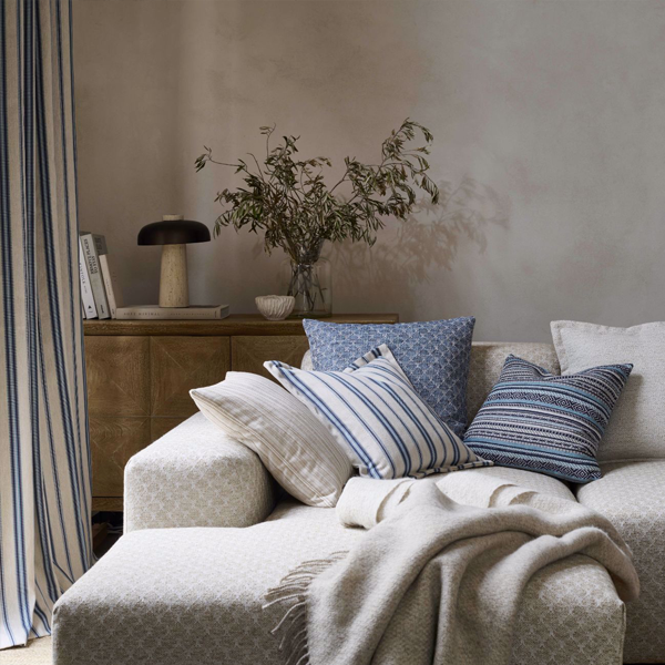 בד אתני שבטי צבעוני - דגם מיסטורה בד אתני שבטי צבעוני - דגם מיסטורה