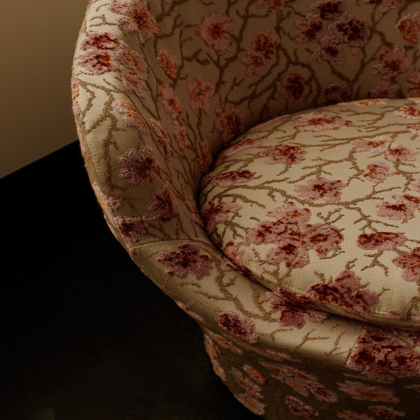 בד ג׳קארד קטיפתי בדוגמת פריחת דובדבן – דגם צ׳רי בלוסום בד ג׳קארד קטיפתי בדוגמת פריחת דובדבן – דגם צ׳רי בלוסום