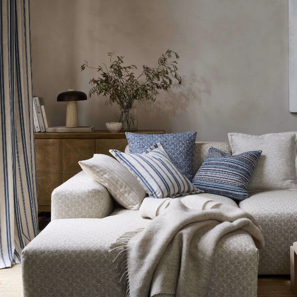 בד בדוגמא אתנית - דגם אוויארו בד בדוגמא אתנית - דגם אוויארו