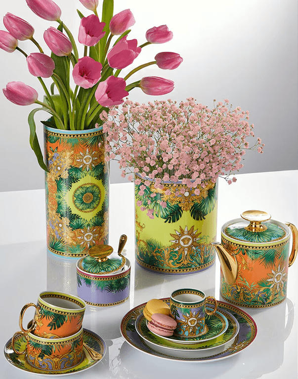 אגרטל Versace גודל 18 ס"מ - רפאל אקלה אגרטל Versace גודל 18 ס"מ - רפאל אקלה