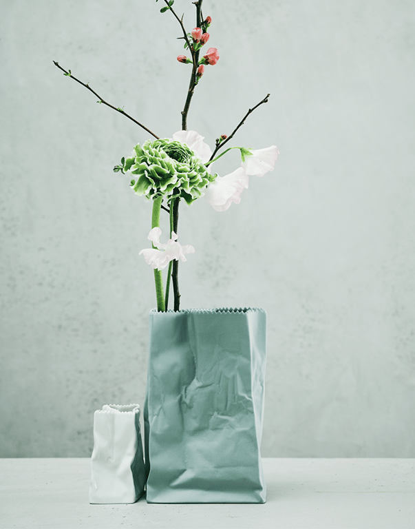 אגרטל ורוד בעיצוב שקית נייר רוזנטל - Rafael Eclat אגרטל ורוד בעיצוב שקית נייר רוזנטל - Rafael Eclat