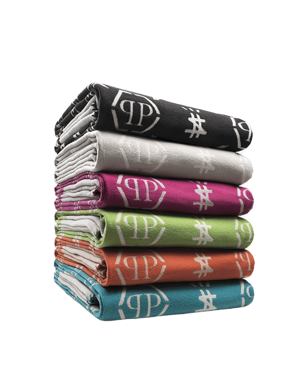 שמיכת קשמיר גולגולת Philipp Plein - RafaelEc שמיכת קשמיר גולגולת Philipp Plein - RafaelEc